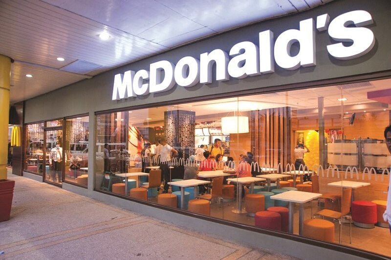 McDonalds opens its first outlet in Vietnam