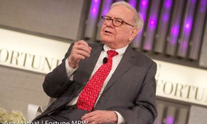 Looking at Berkshire Hathaway’s Cash Pile Ahead of Q4 Earning Report